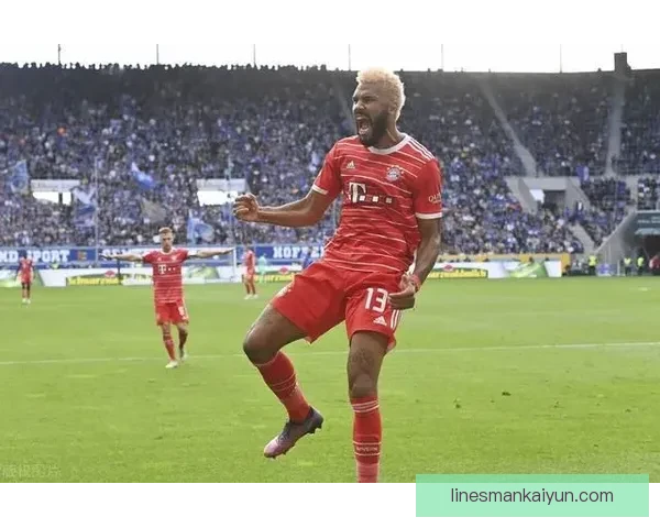 格纳布里速度分析显示其在本赛季表现稳健，持续影响德甲赛场。